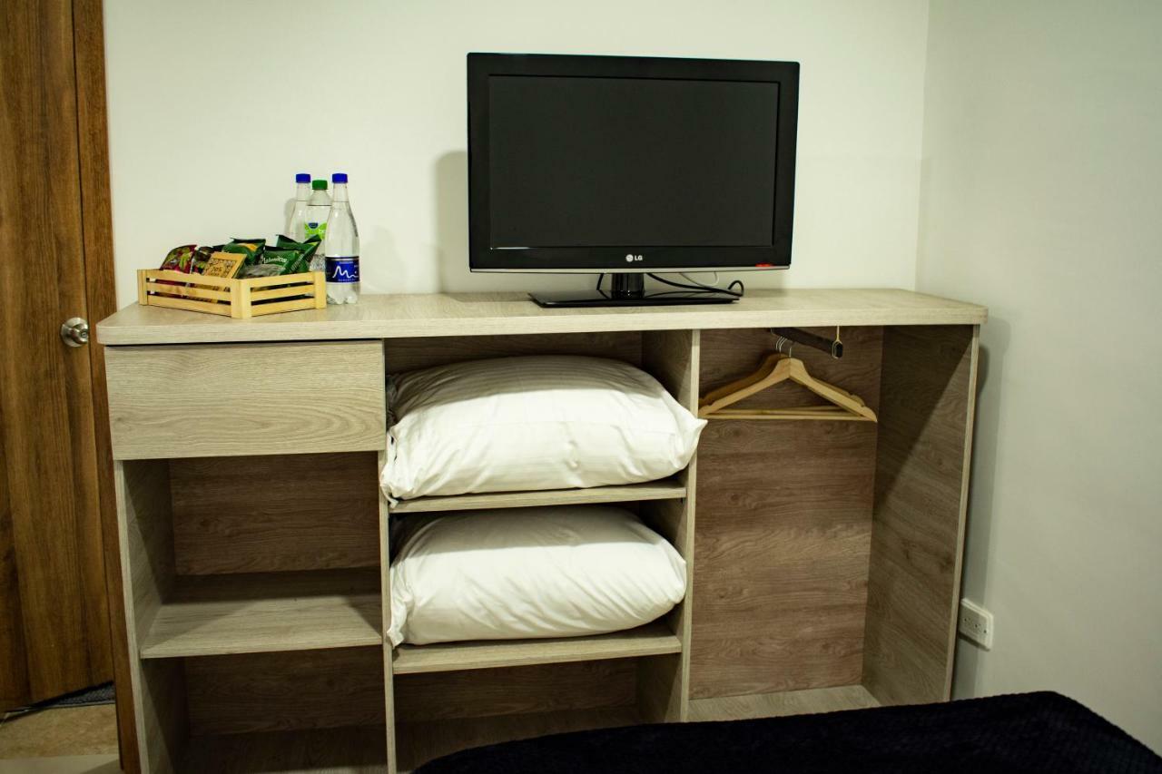 El Reloj Casa Hotel ฟิลานเดีย ภายนอก รูปภาพ